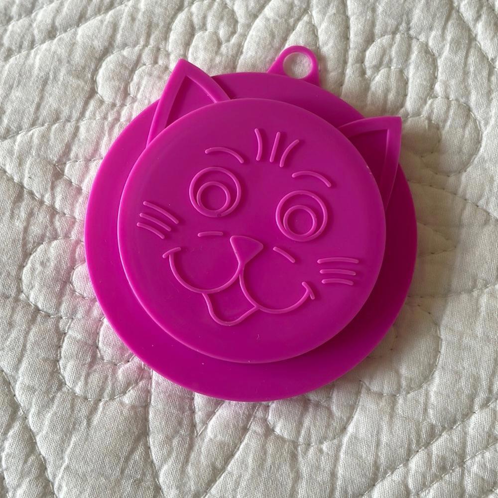 Kitty food saver
